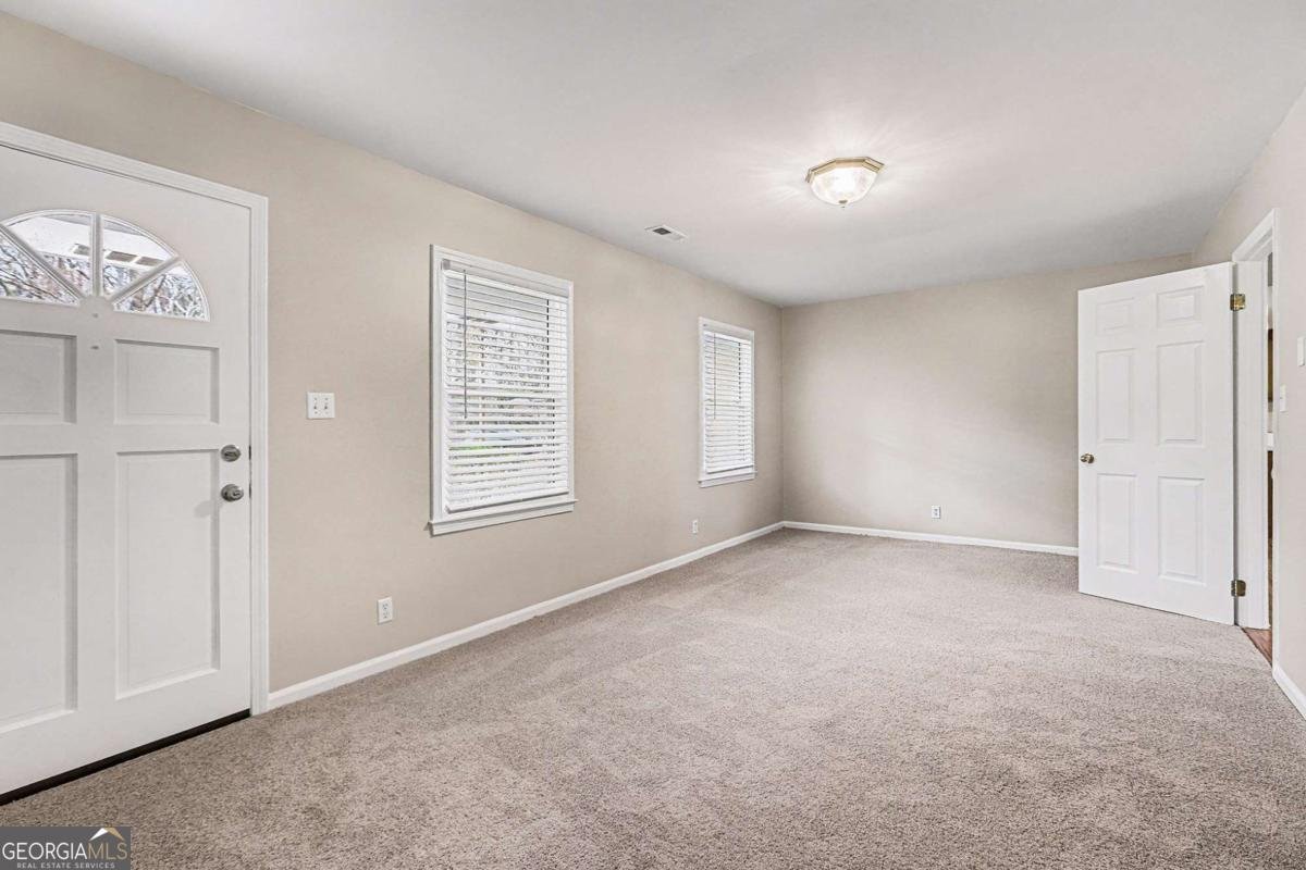 558 Dorsey Circle Lilburn - 14