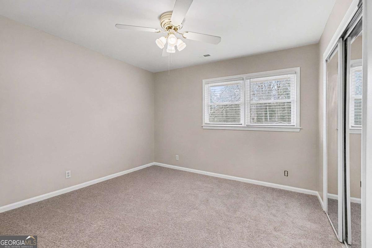 558 Dorsey Circle Lilburn - 16