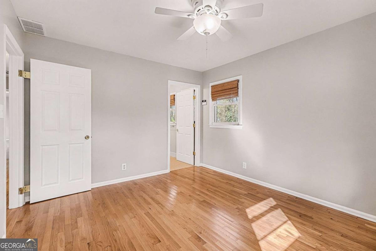 558 Dorsey Circle Lilburn - 19