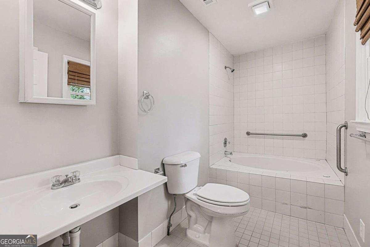 558 Dorsey Circle Lilburn - 22