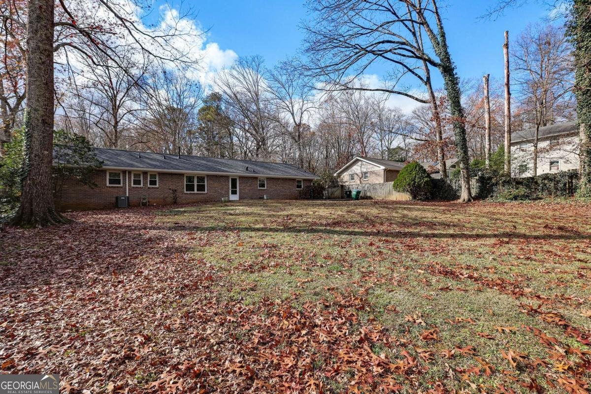 558 Dorsey Circle Lilburn - 27