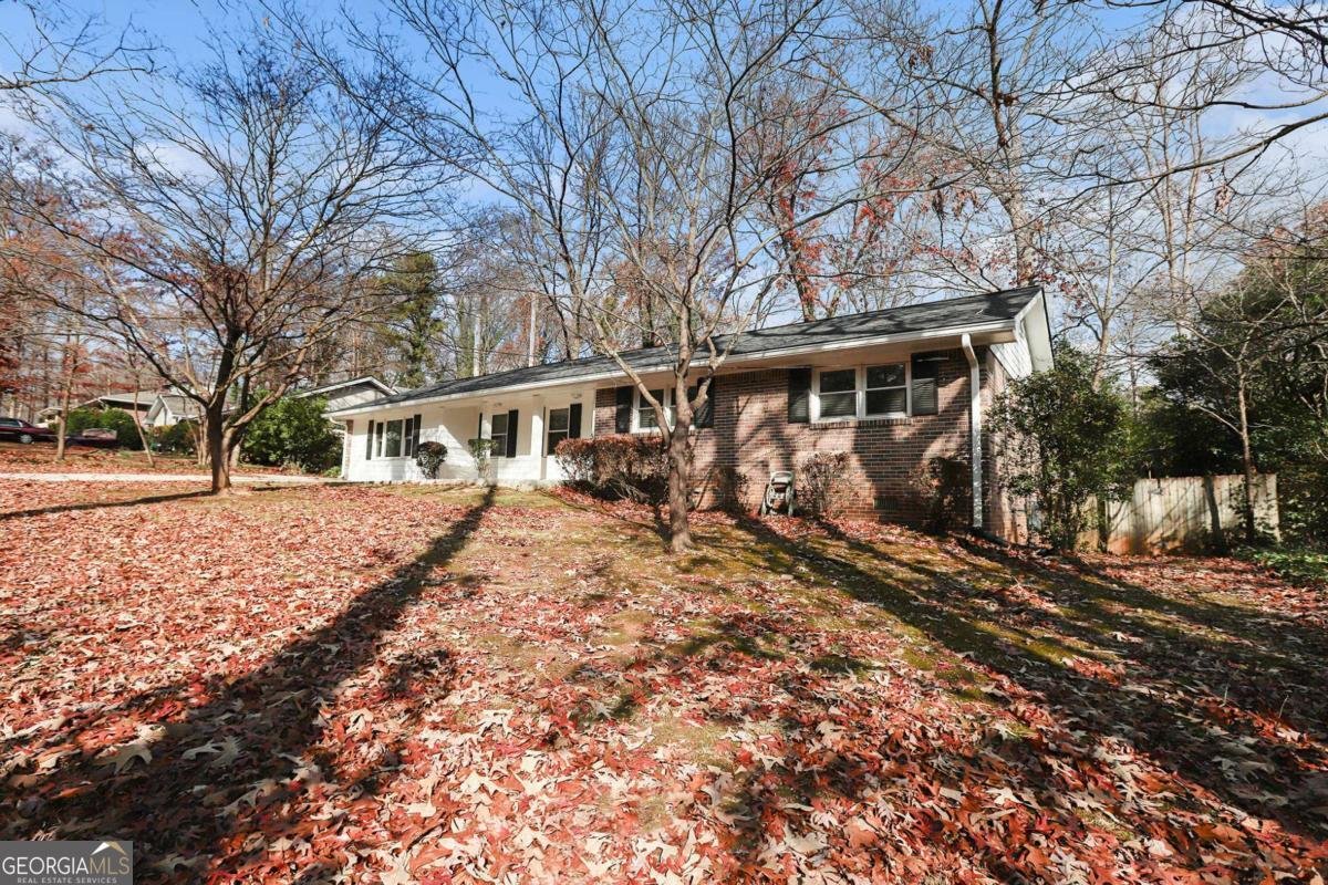 558 Dorsey Circle Lilburn - 3