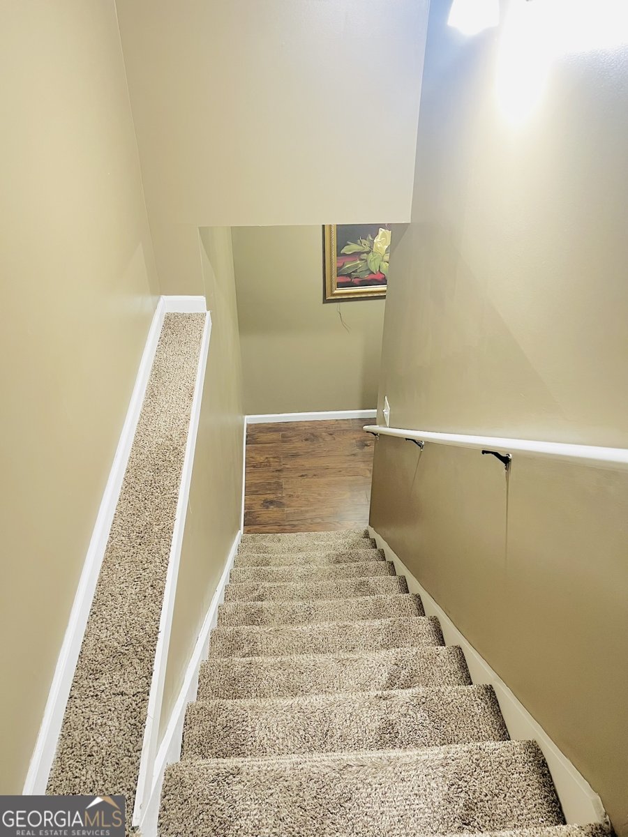 4473 Manor View Court Douglasville - 31