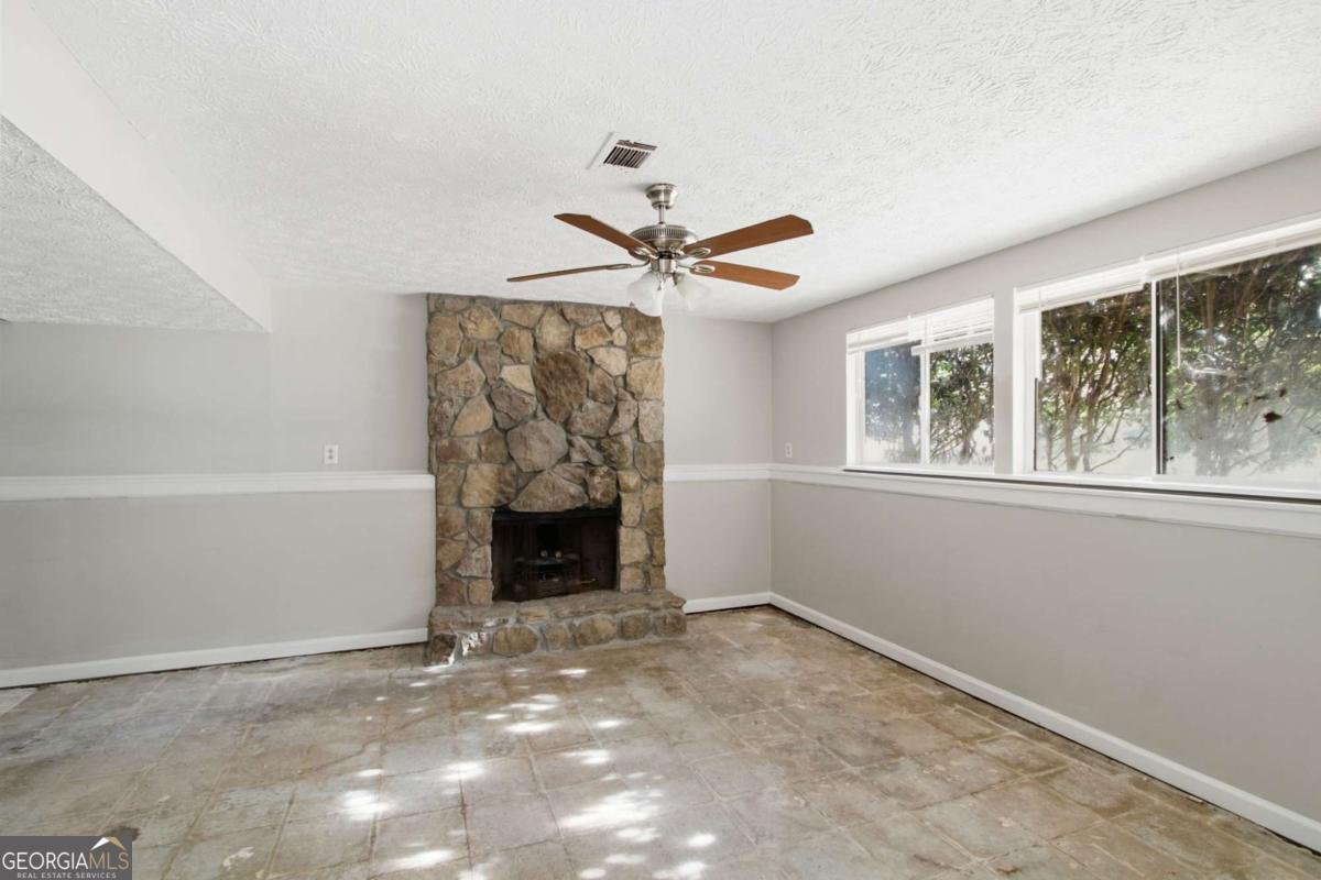 330 Hembree Forest Circle Roswell - 11