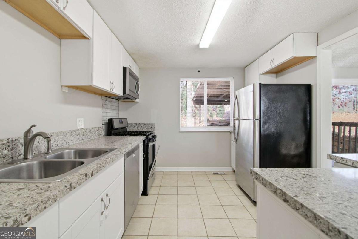 330 Hembree Forest Circle Roswell - 13