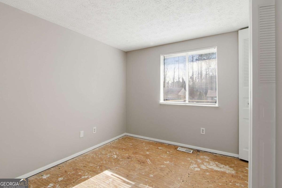 330 Hembree Forest Circle Roswell - 16