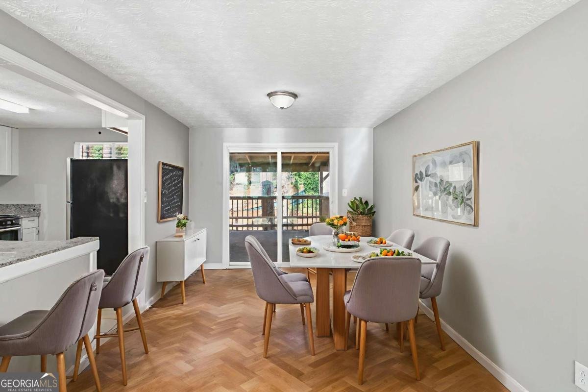 330 Hembree Forest Circle Roswell - 5