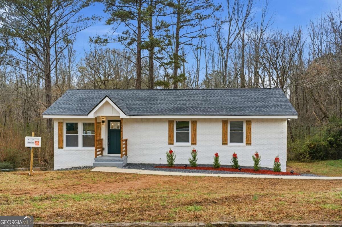 2482 Yolanda Trail Ellenwood - main photo