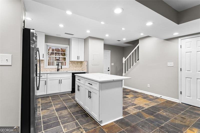 1777 TWIN BROOKS Drive Marietta - 9