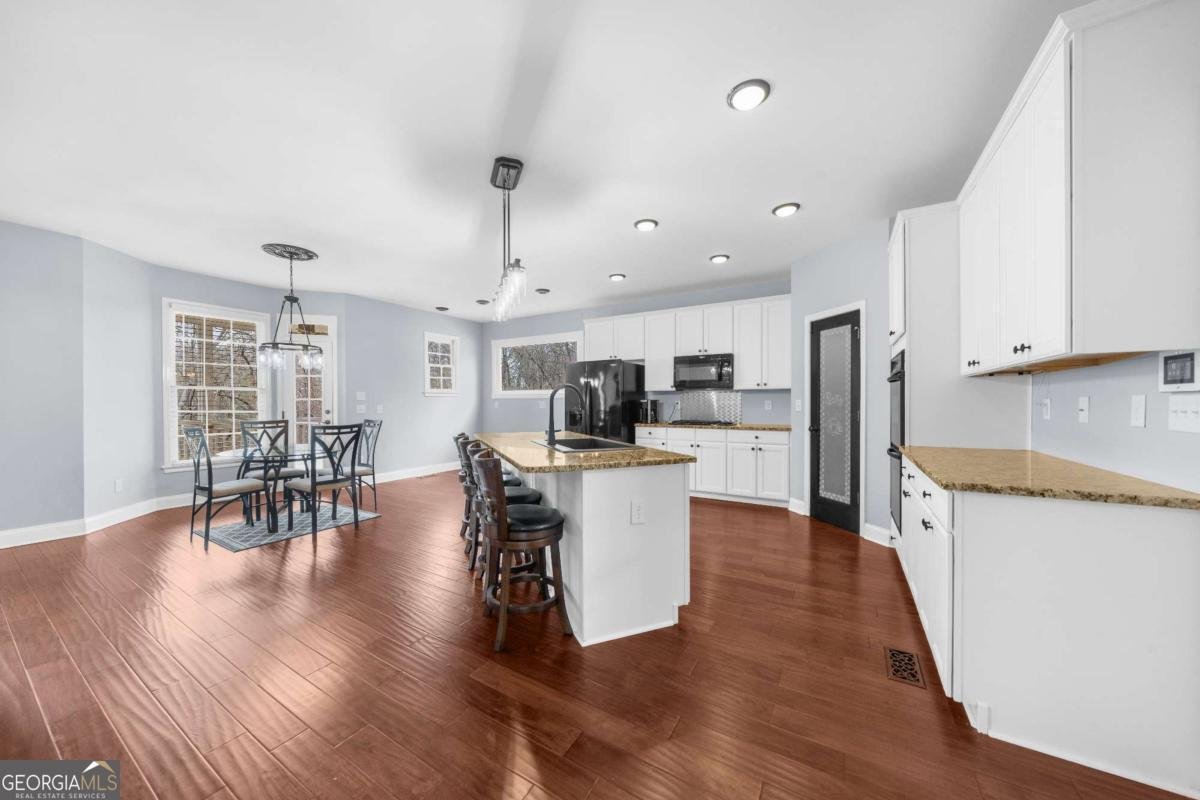 5488 Price Road Gainesville - 19