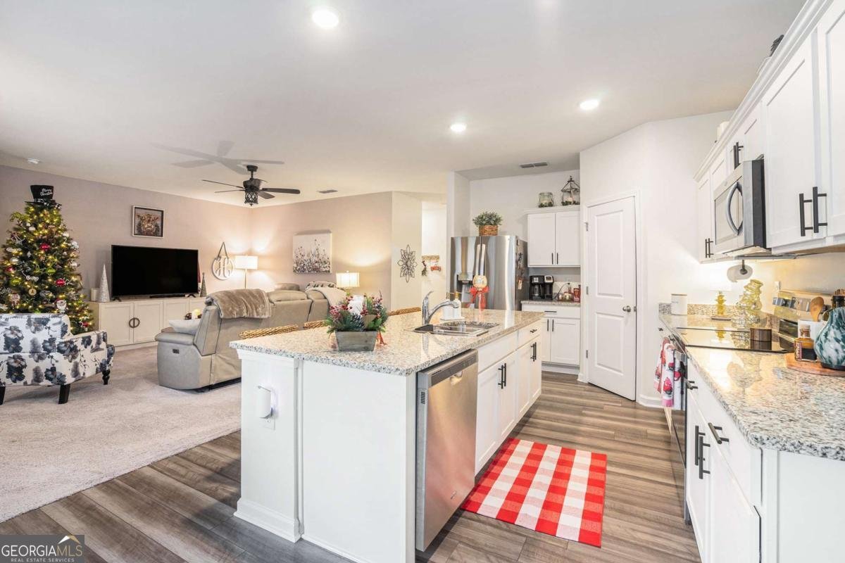 101 Carnaby Street Winder - 11