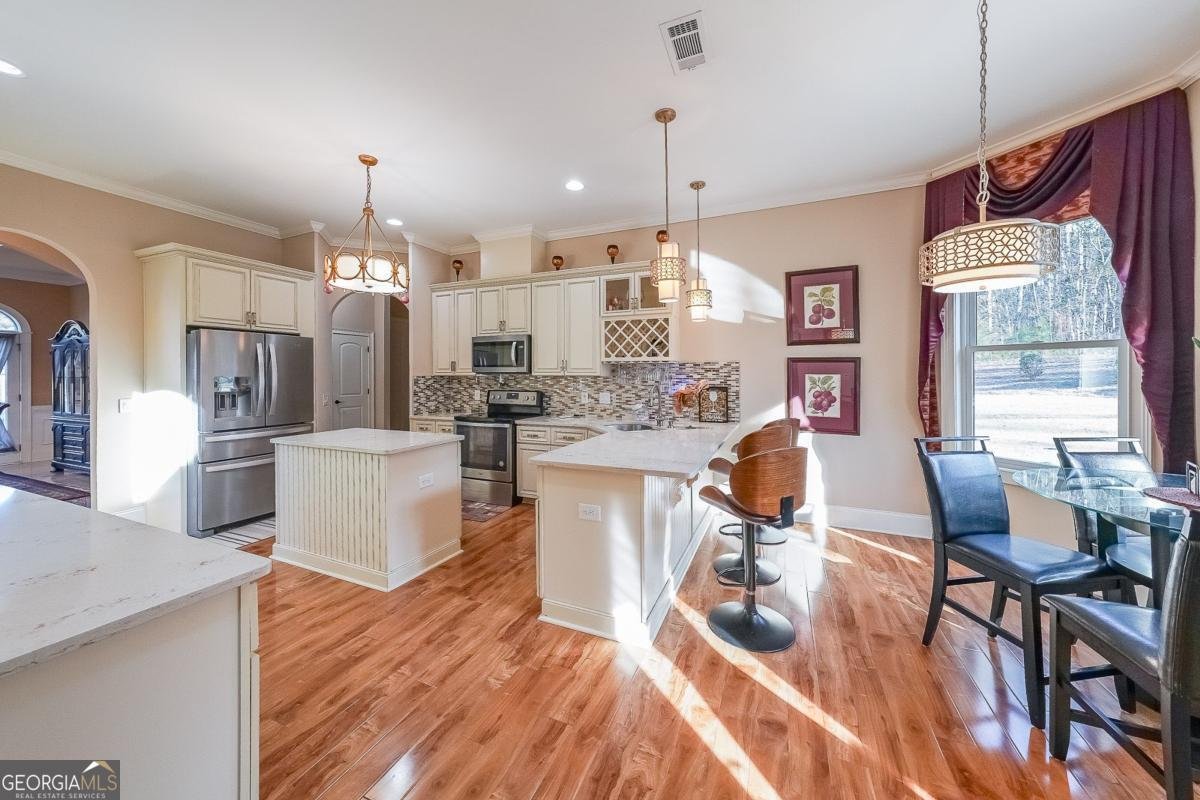 2425 Wild Oak Court Stockbridge - 18