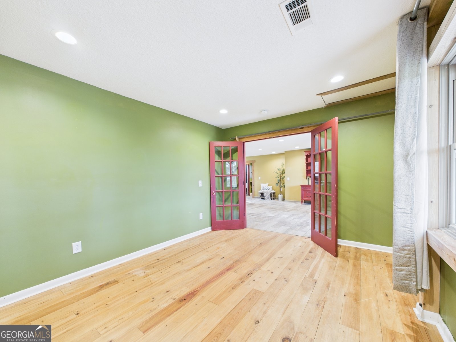 312 Henson Road Hawkinsville - 22