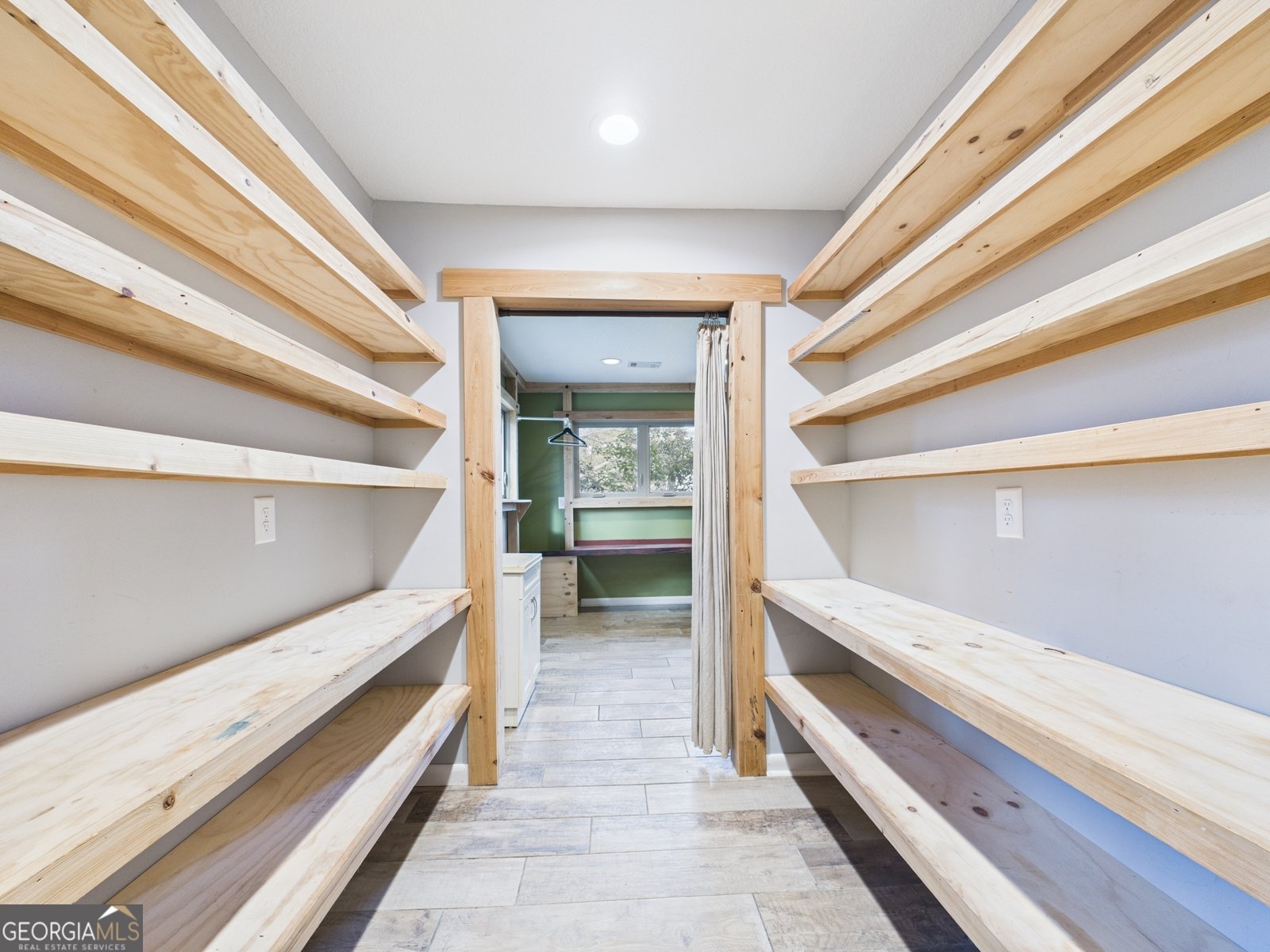 312 Henson Road Hawkinsville - 43