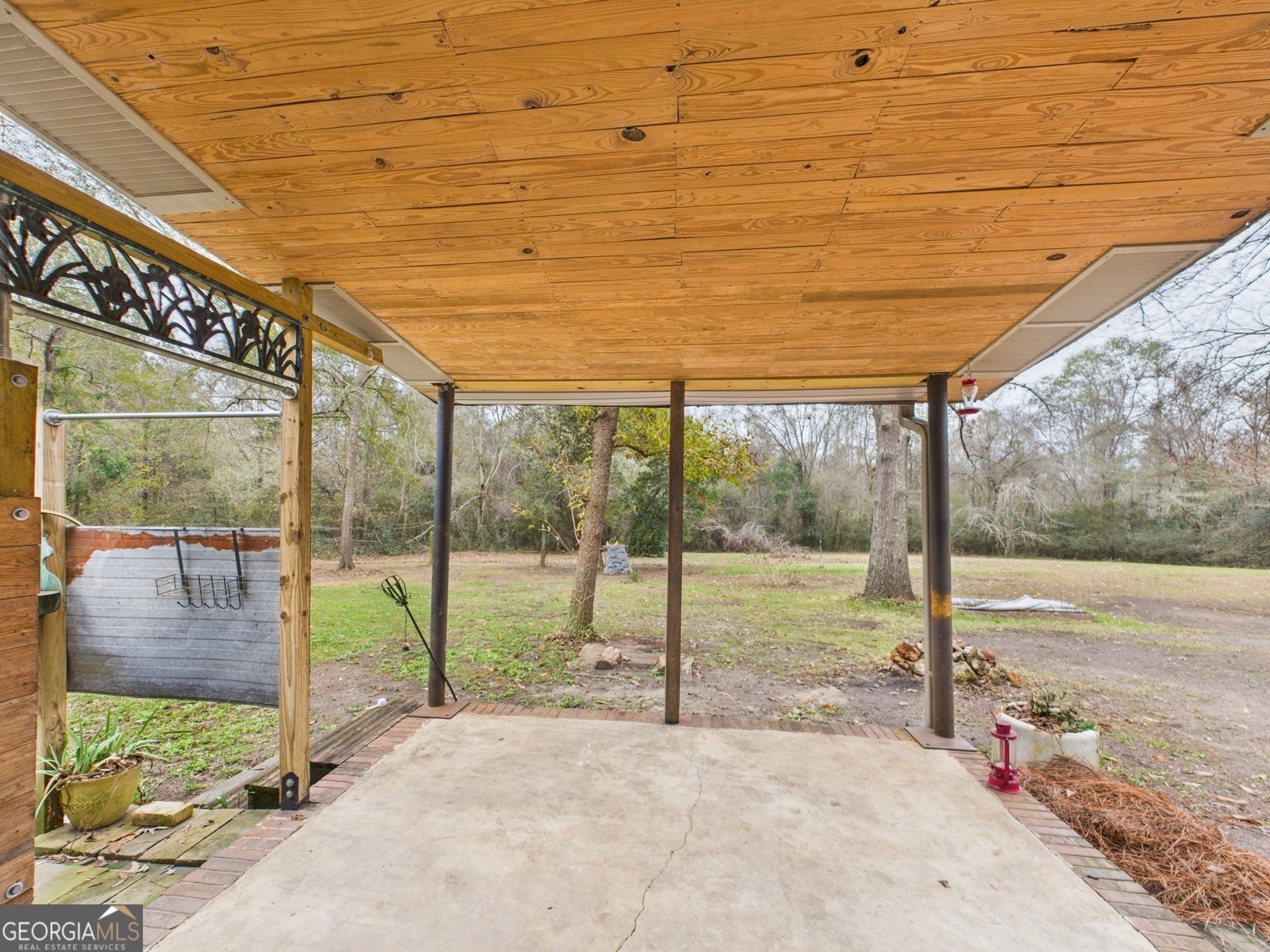 312 Henson Road Hawkinsville - 46