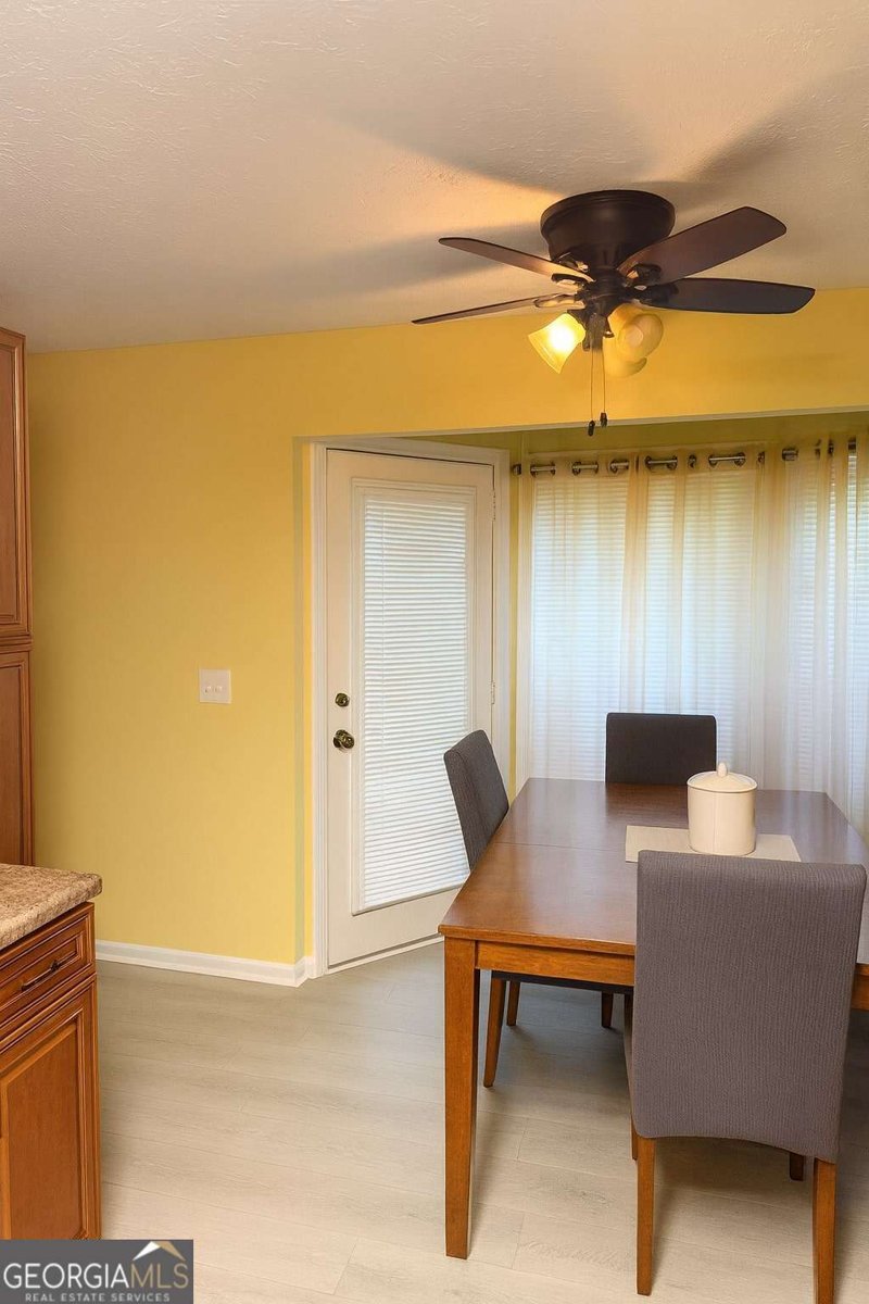 7157 Williamsburg Drive Riverdale - 5