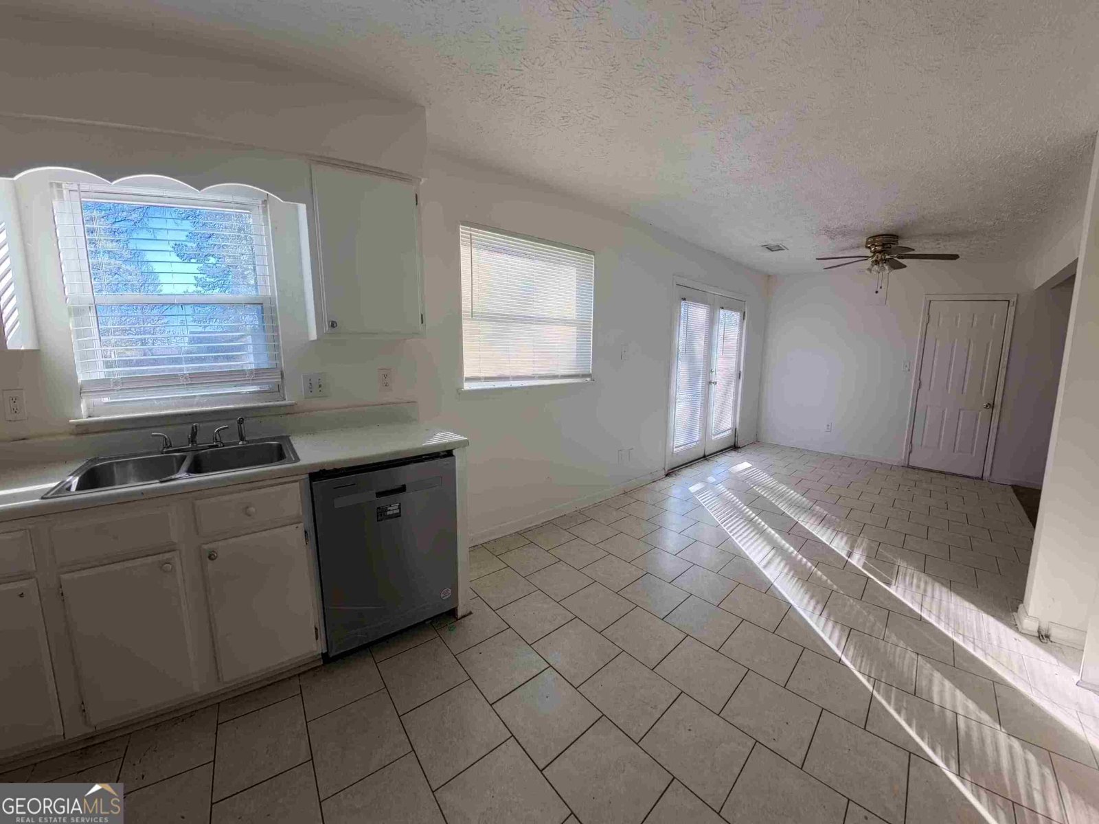 11187 Shannon Circle Hampton - 11