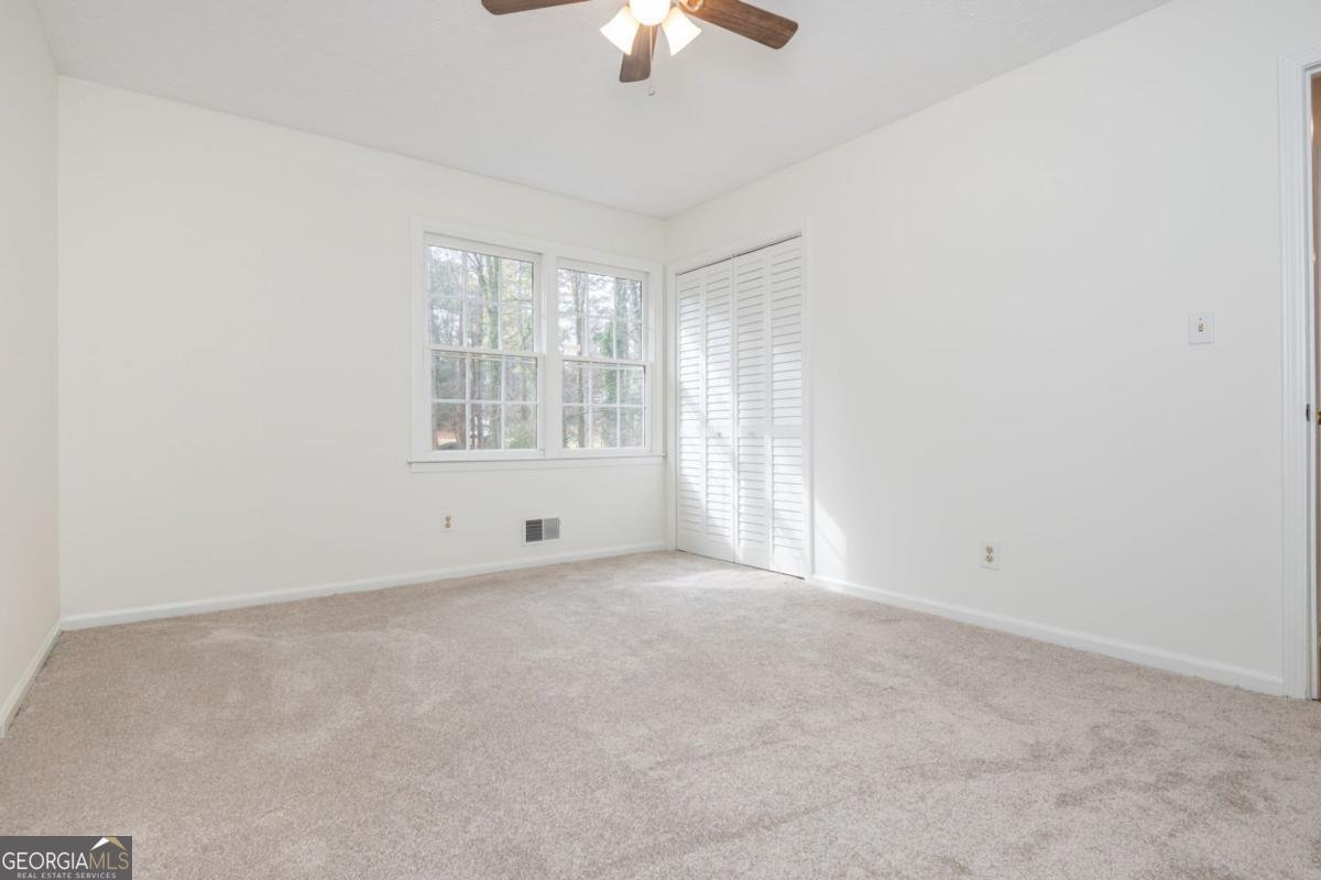 35 Simpson Drive Kennesaw - 23