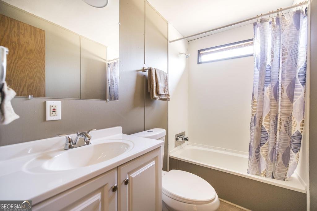 1169 Chester Alamo Road Chester - 22