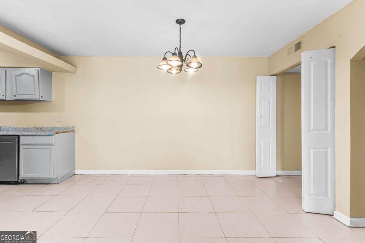 124 Camelot Drive Atlanta - 5