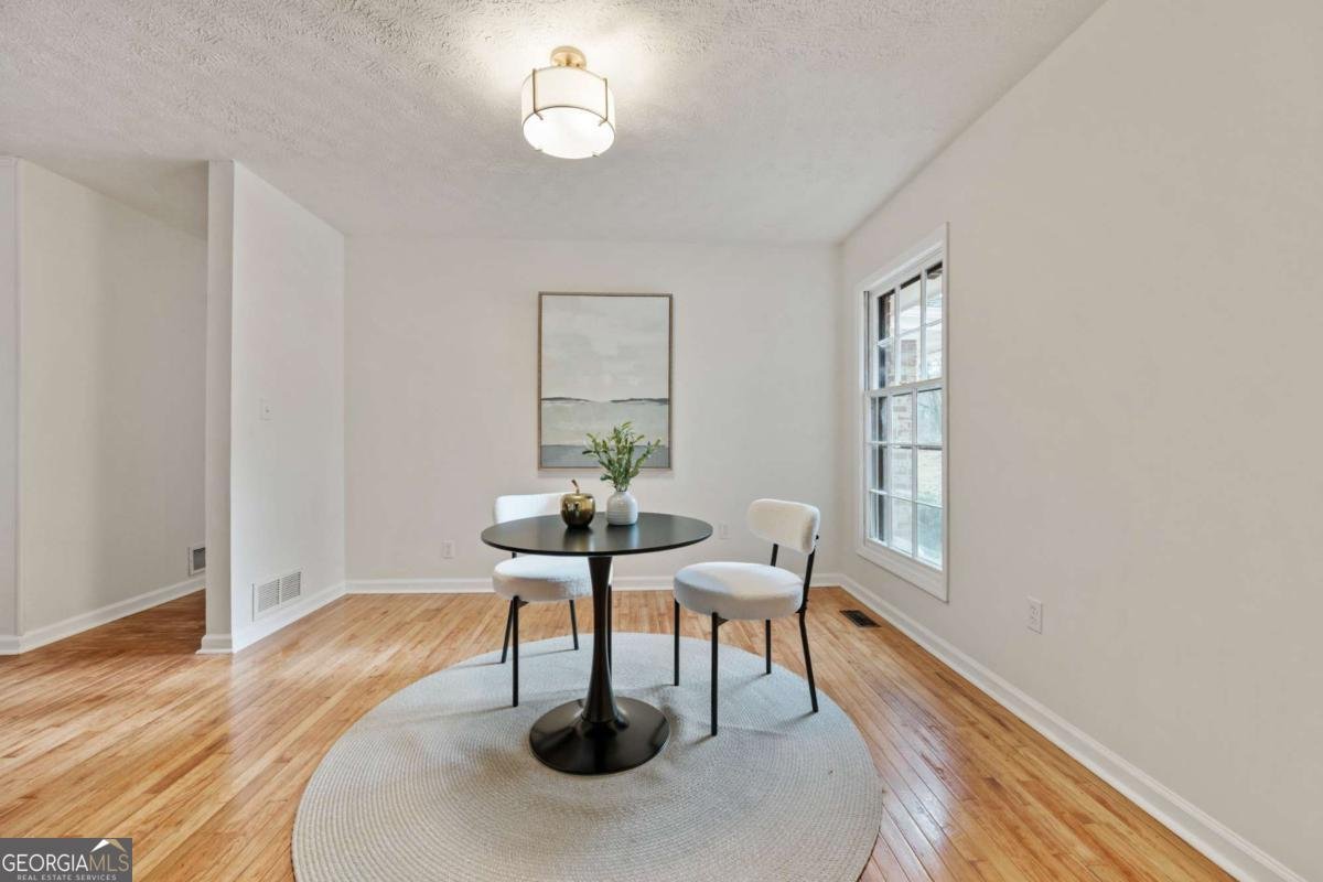 4504 Stacey Drive Oakwood - 23