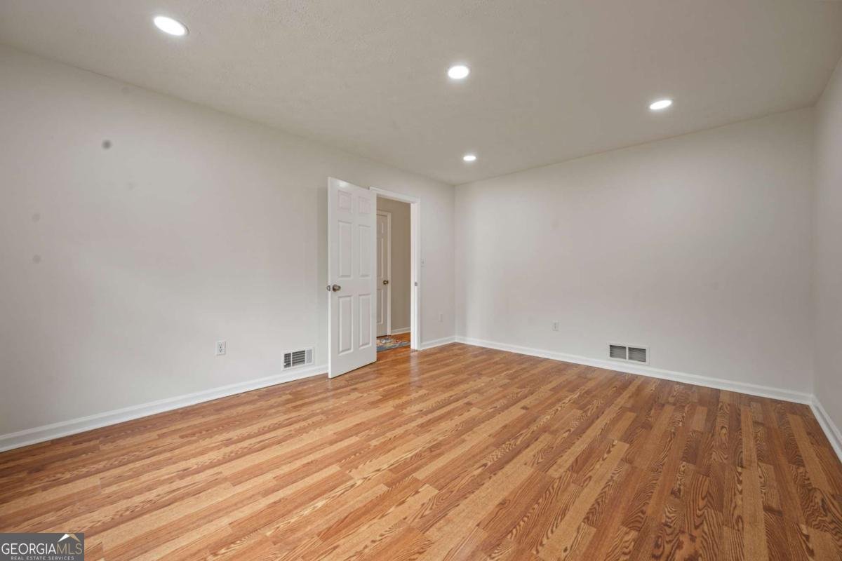 4504 Stacey Drive Oakwood - 32