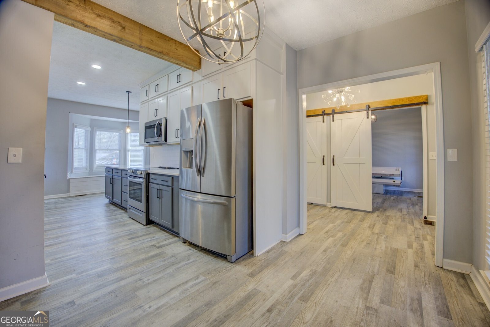 22676 Highway 11 Mansfield - 22