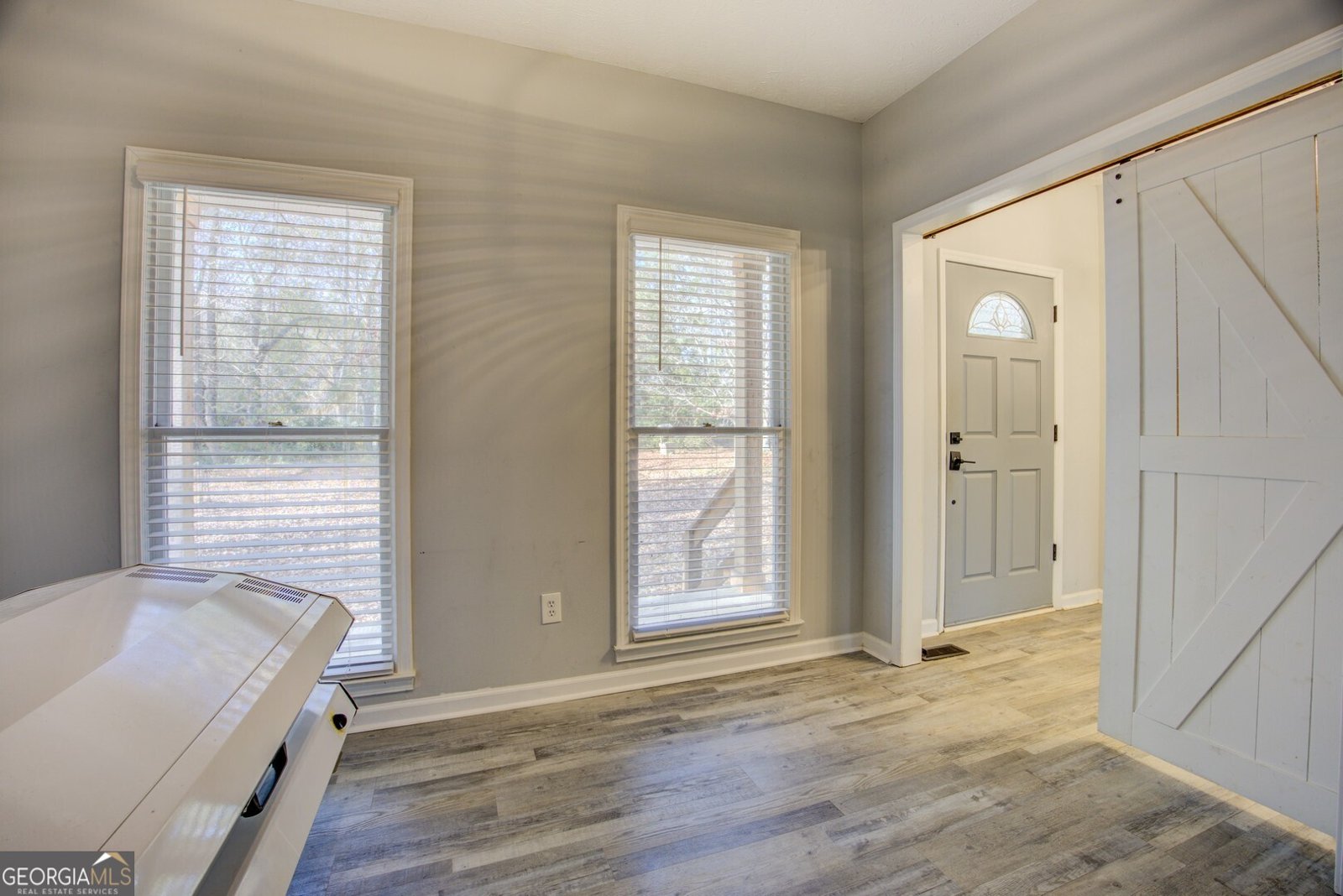 22676 Highway 11 Mansfield - 25