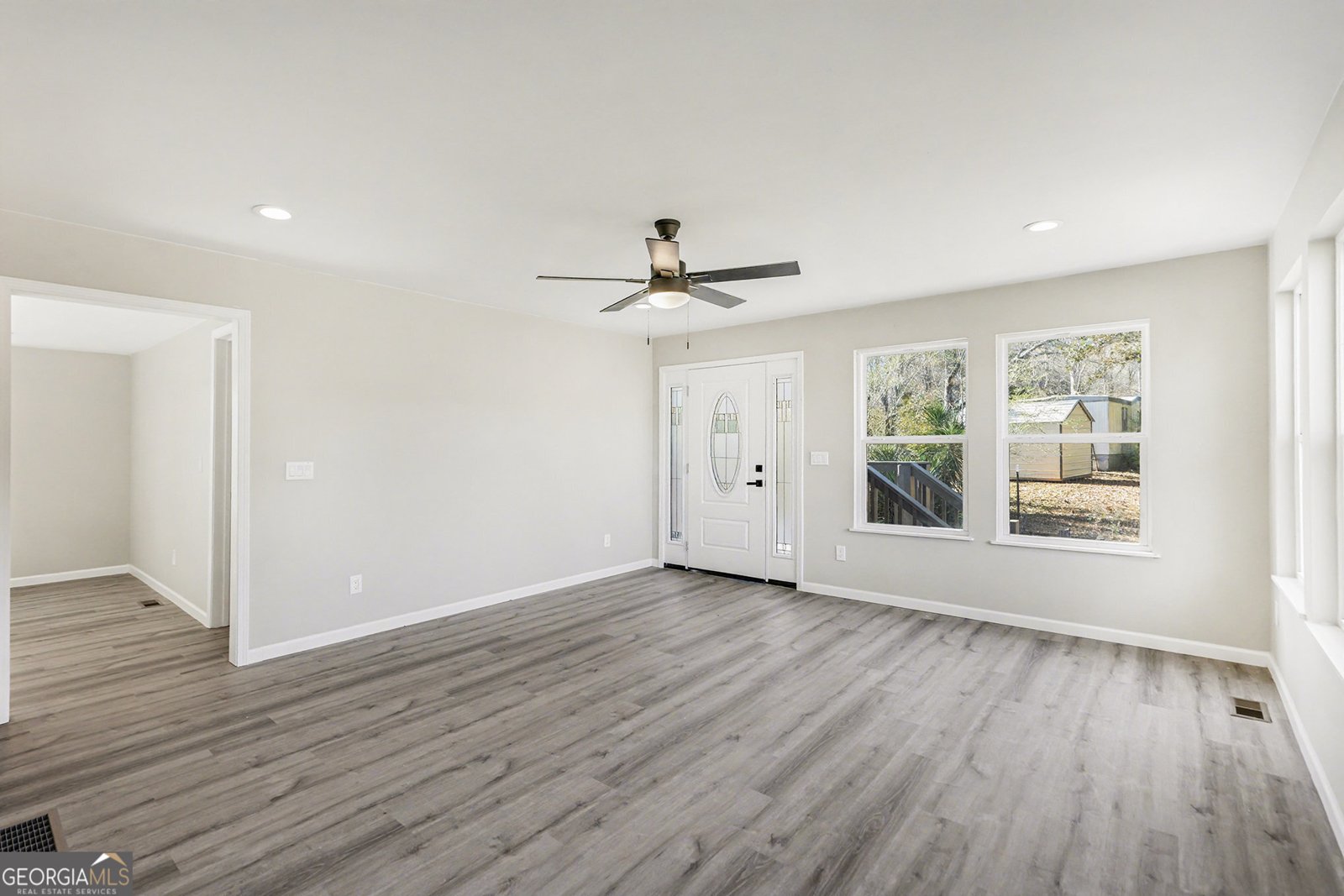 219 Lake Circle Newnan - 4
