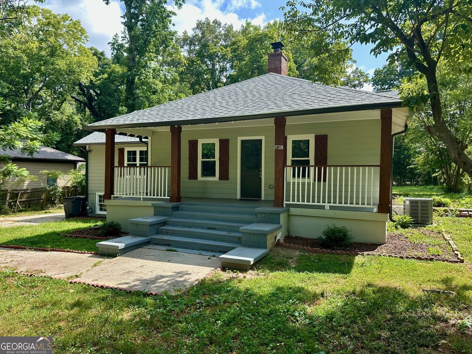 6538 Sweetwater Road Lithia Springs - main photo