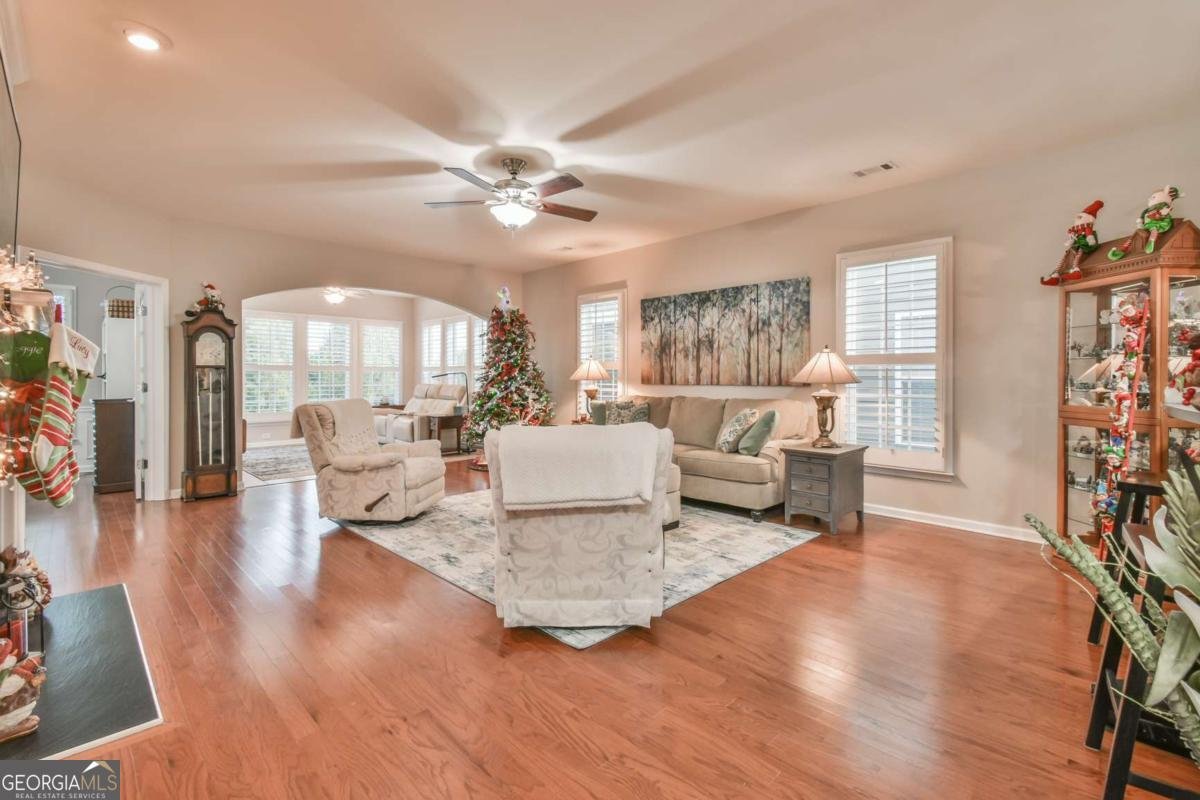 5921 Bellflower Way Hoschton - 11