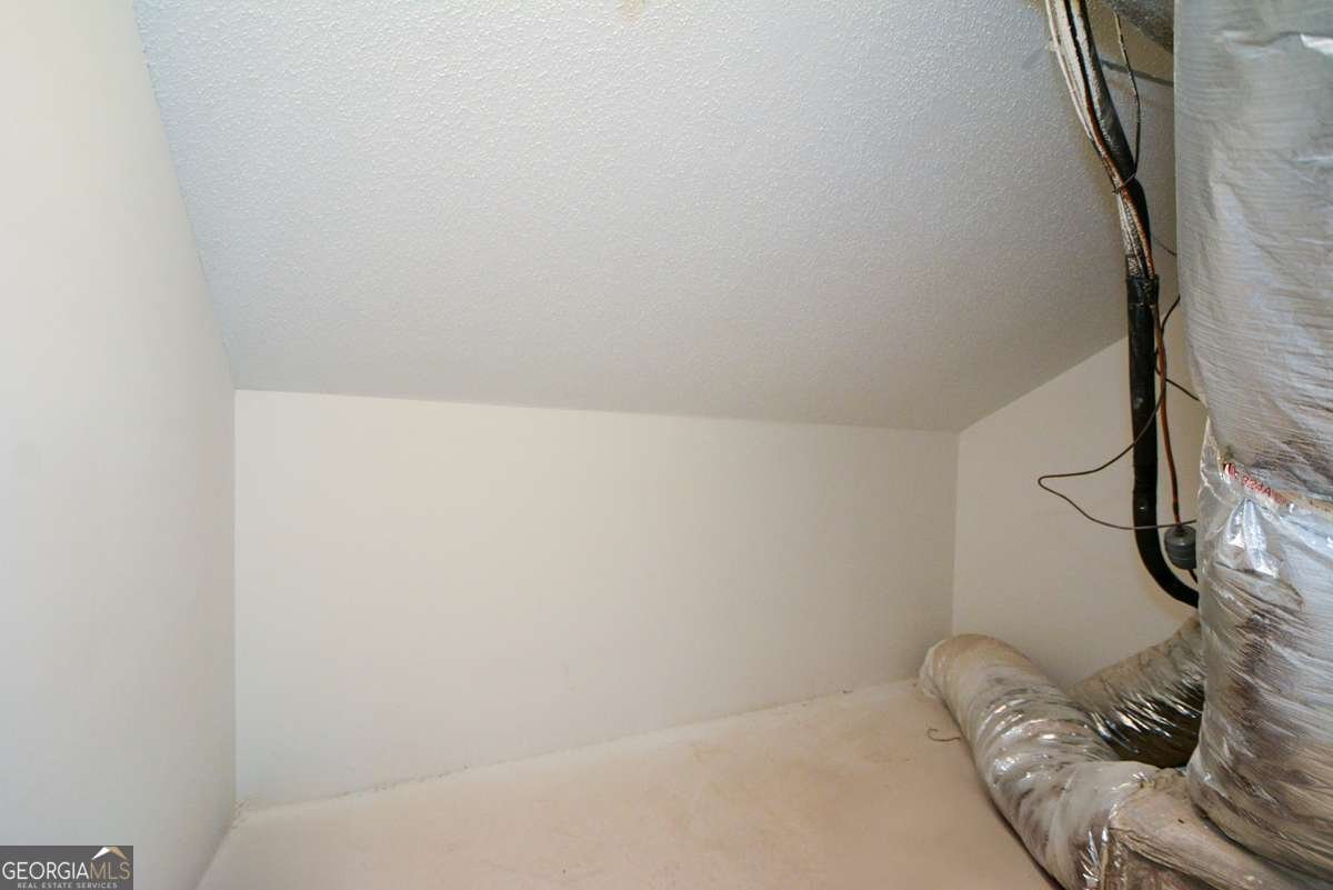 1731 Pryor Road Atlanta - 35