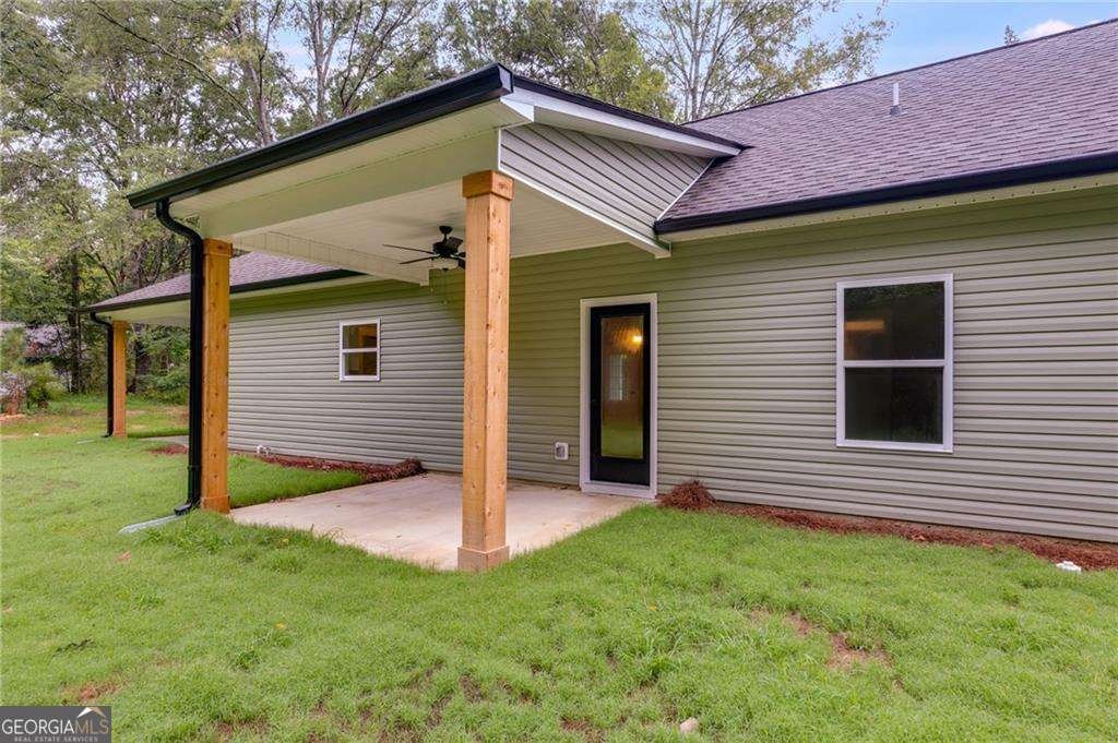 1549 Winn Road Douglasville - 31