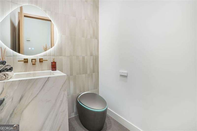 1736 COX Road Roswell - 11