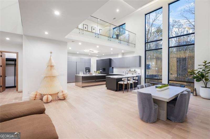 1736 COX Road Roswell - 16