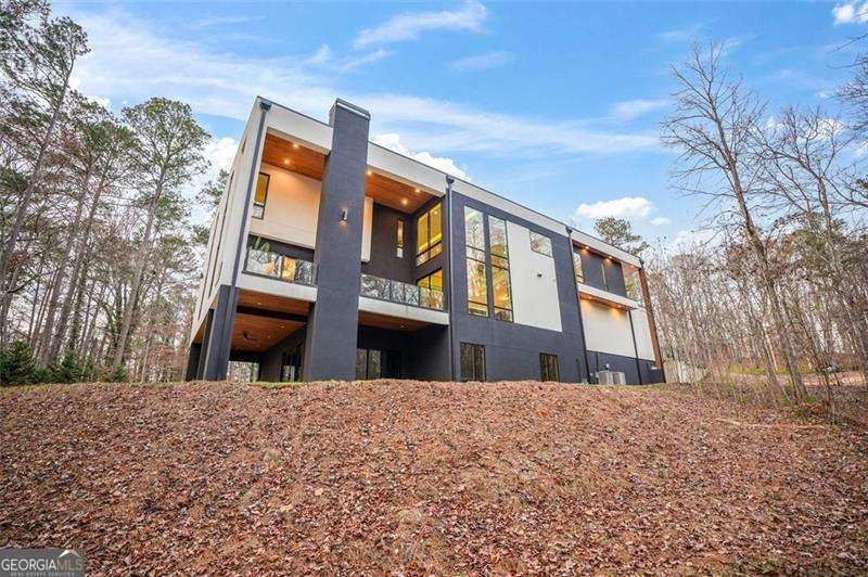 1736 COX Road Roswell - 33