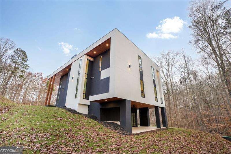 1736 COX Road Roswell - 34