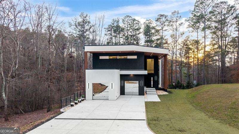 1736 COX Road Roswell - 5