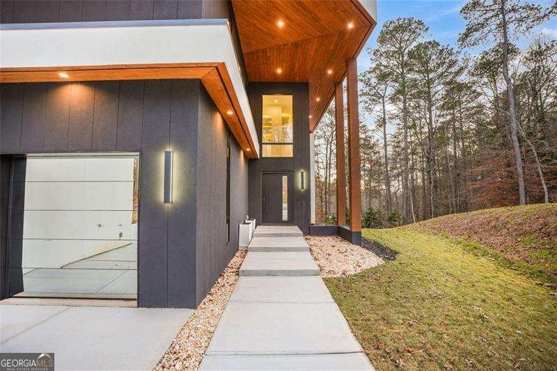 1736 COX Road Roswell - 6