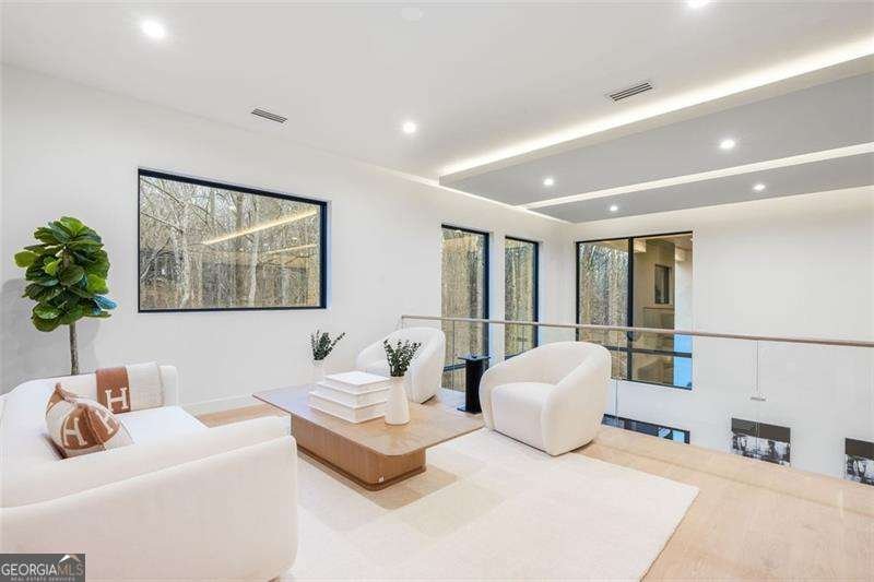 1736 COX Road Roswell - 60