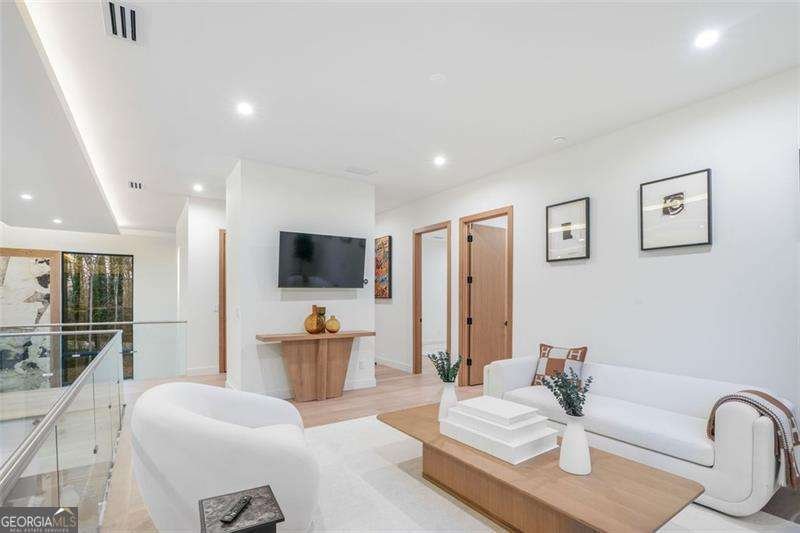 1736 COX Road Roswell - 62