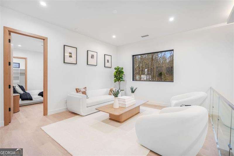 1736 COX Road Roswell - 63