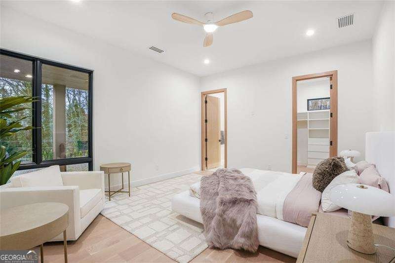 1736 COX Road Roswell - 77