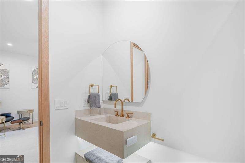 1736 COX Road Roswell - 82