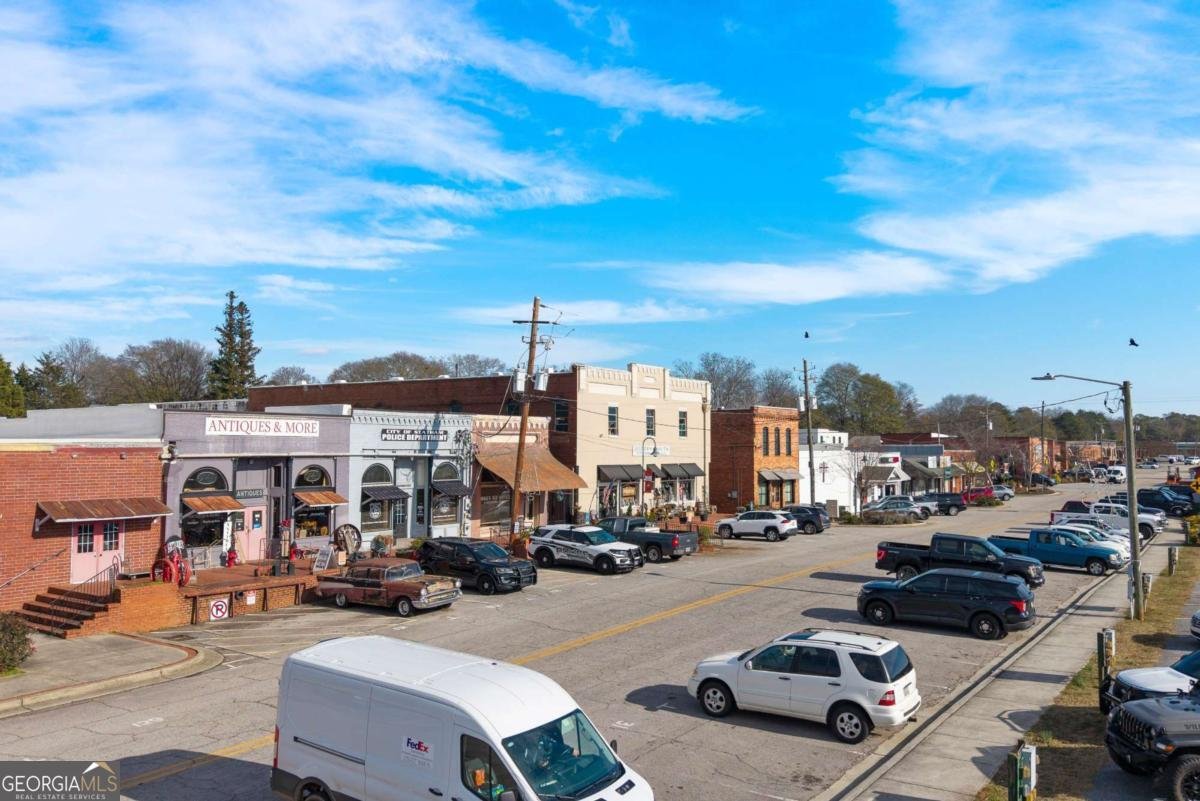 235 First Street Statham - 33