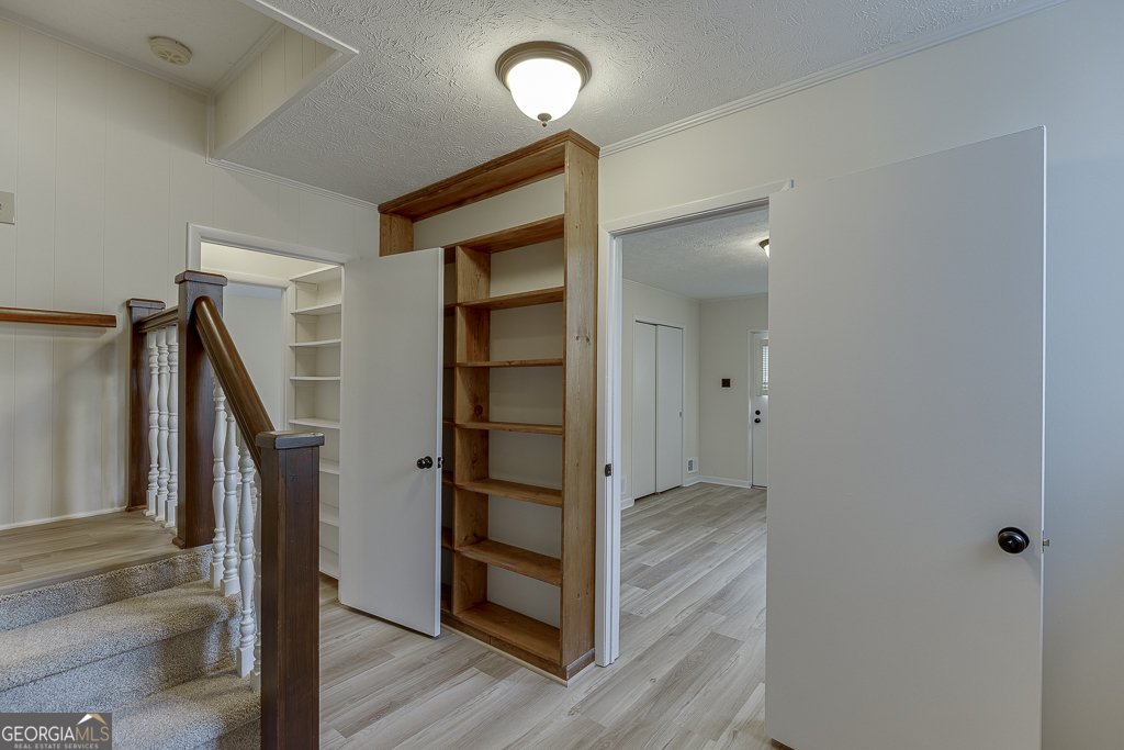 470 Woodland Drive Gainesville - 28