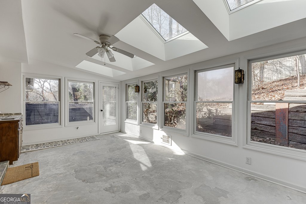 470 Woodland Drive Gainesville - 35