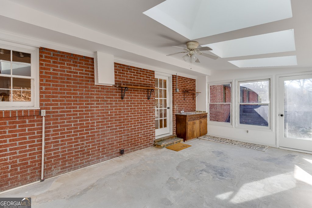 470 Woodland Drive Gainesville - 36