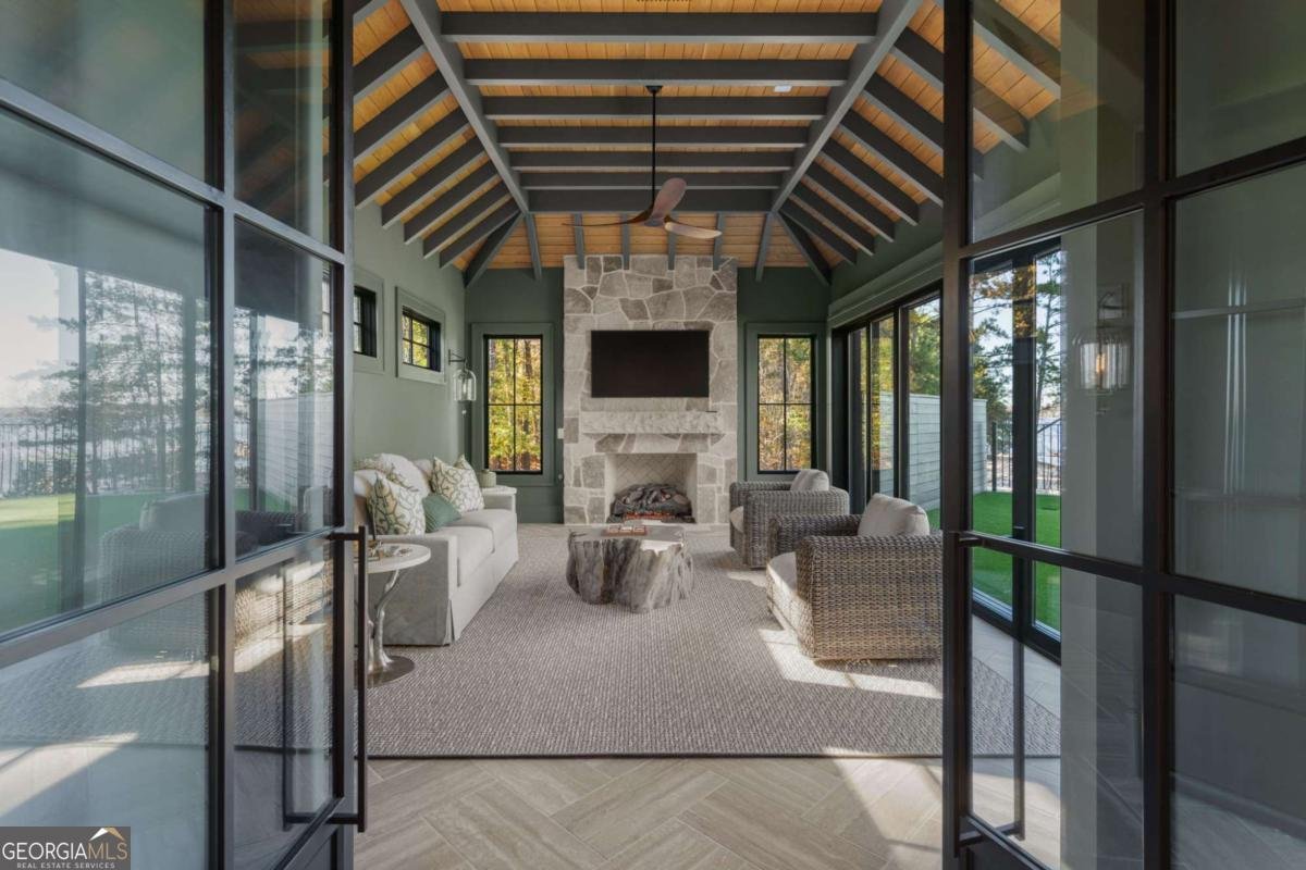 6091 GC Crow Road Flowery Branch - 39