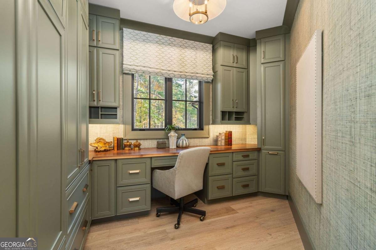 6091 GC Crow Road Flowery Branch - 52